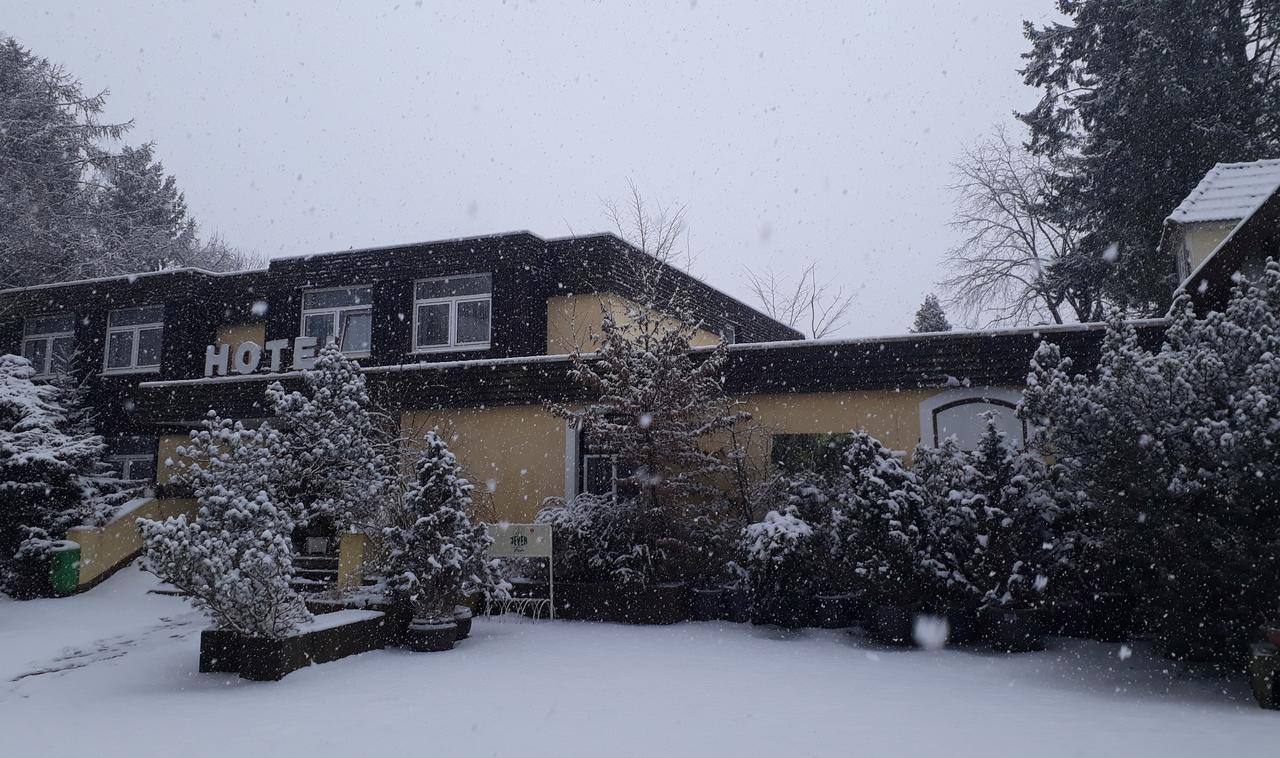 Hotel Forsthaus St. Hubertus Gross Gronau Exterior photo
